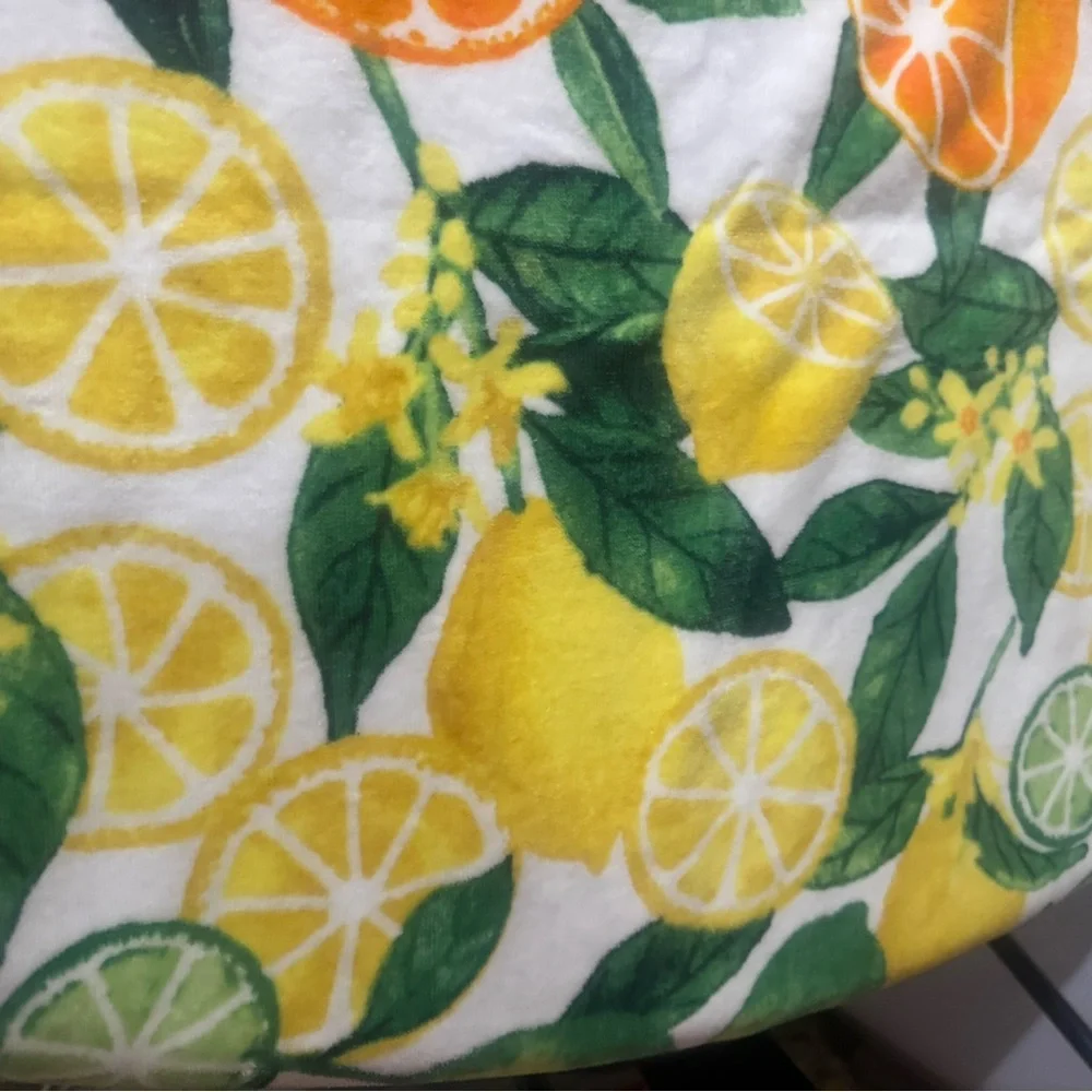 Rachel Zoe Vibrant 6foot, fruit beach towel🍈🍊🍋100% cotton! Cute comfy cozy🍋🍊🍈